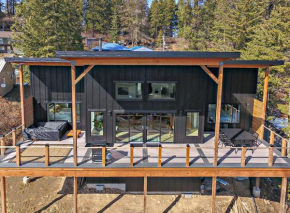 Stunning 3BR with Lake Access Golf Cart 11 guests